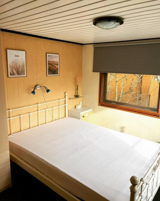 Knus Chalet Met Zwembad En Sauna Sint Maartensvlotbrug Buitenkant foto